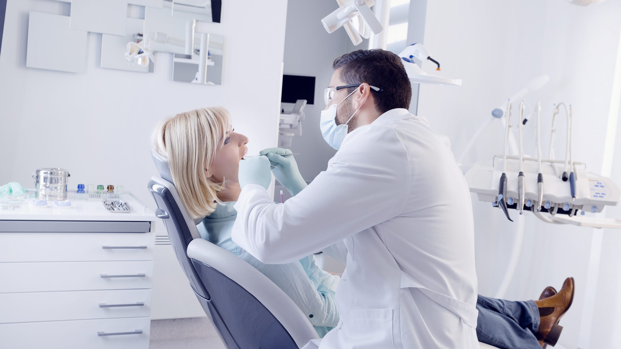 Dentist in Helenwood, TN
